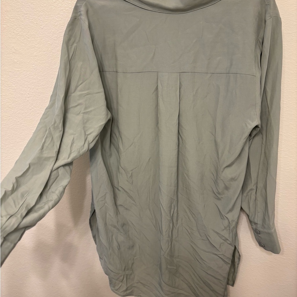 Soft Surroundings Women's Button Down Shirt in Light Green - Picture 4 of 6